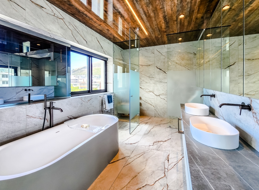 5 Bedroom Property for Sale in Sea Point Western Cape